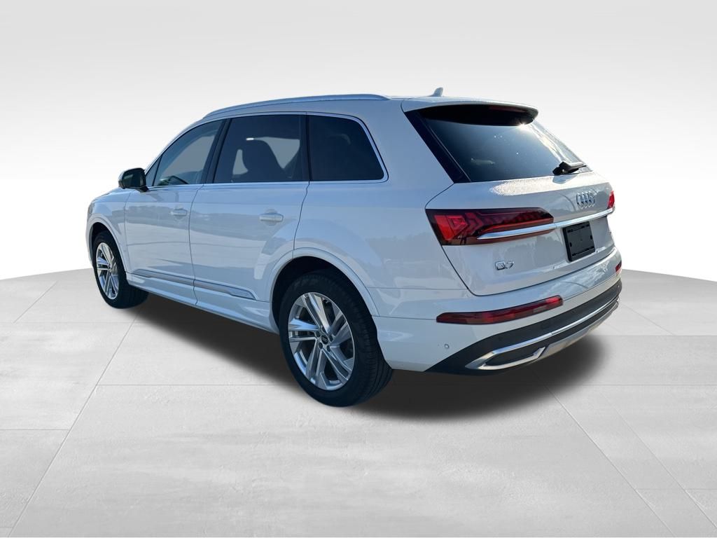 2023 Audi Q7 55 Premium Plus 6