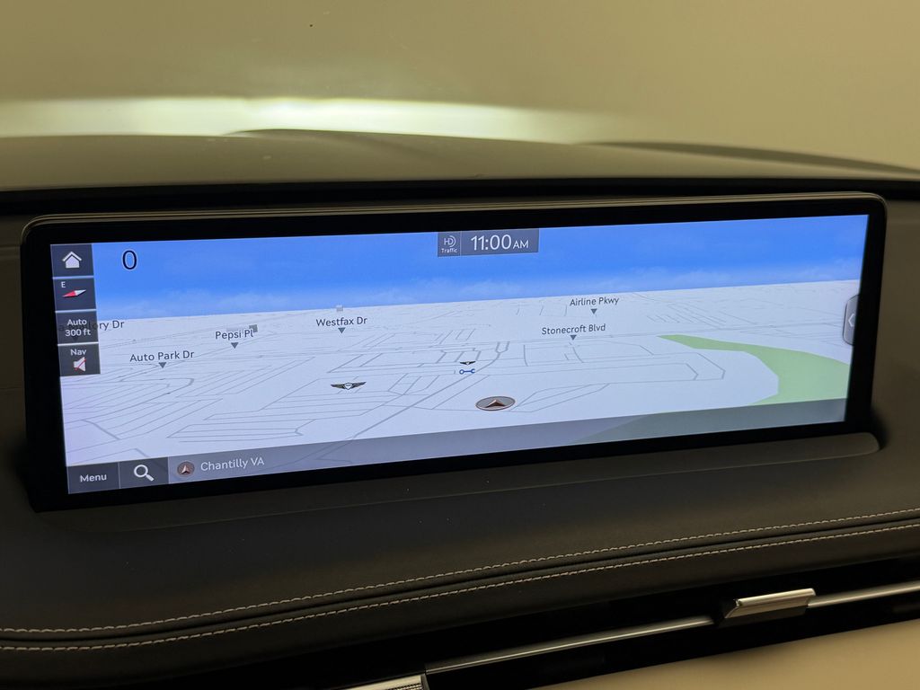 Thumbnail: 2023 Genesis GV70 - 28