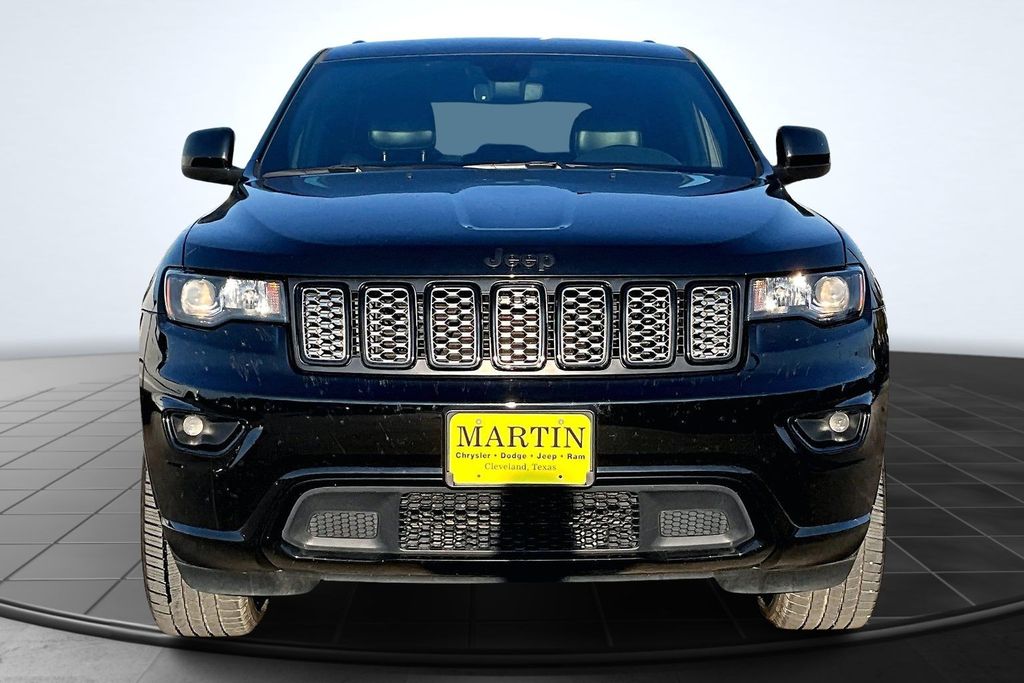 2020 Jeep Grand Cherokee Altitude Black at DeMontrond Auto Country