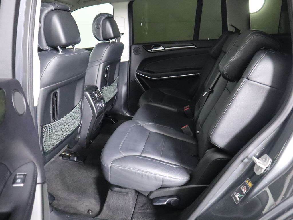 Thumbnail: 2018 Mercedes-Benz GLS - 21