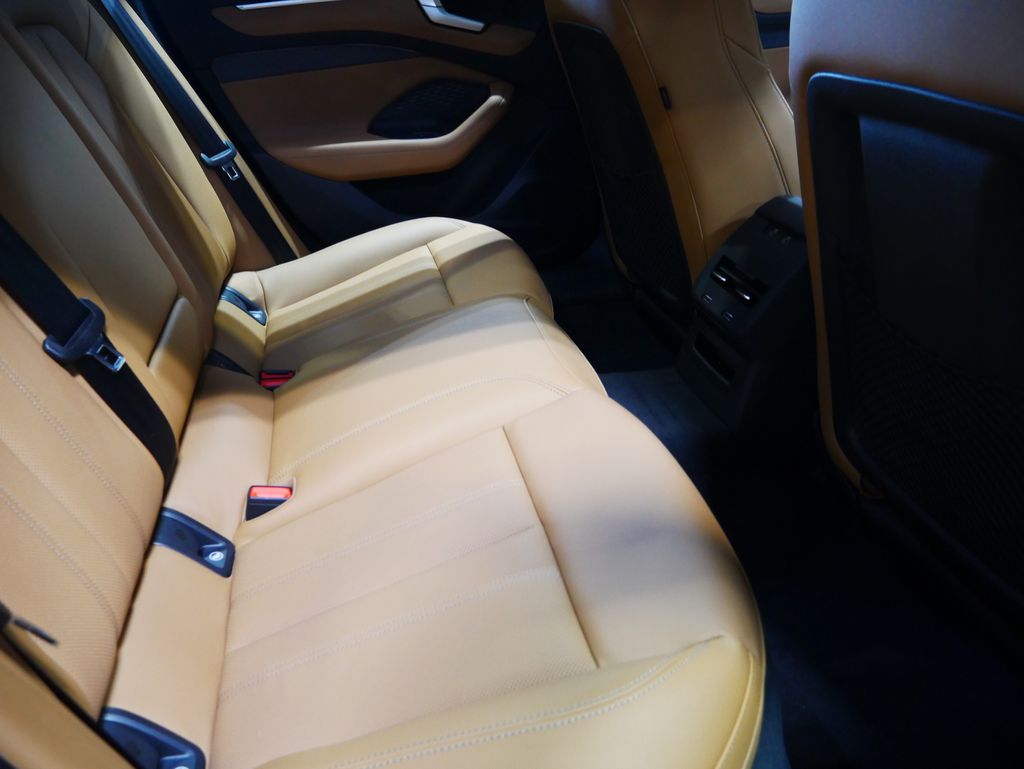 Thumbnail: 2026 Audi A6 - 21