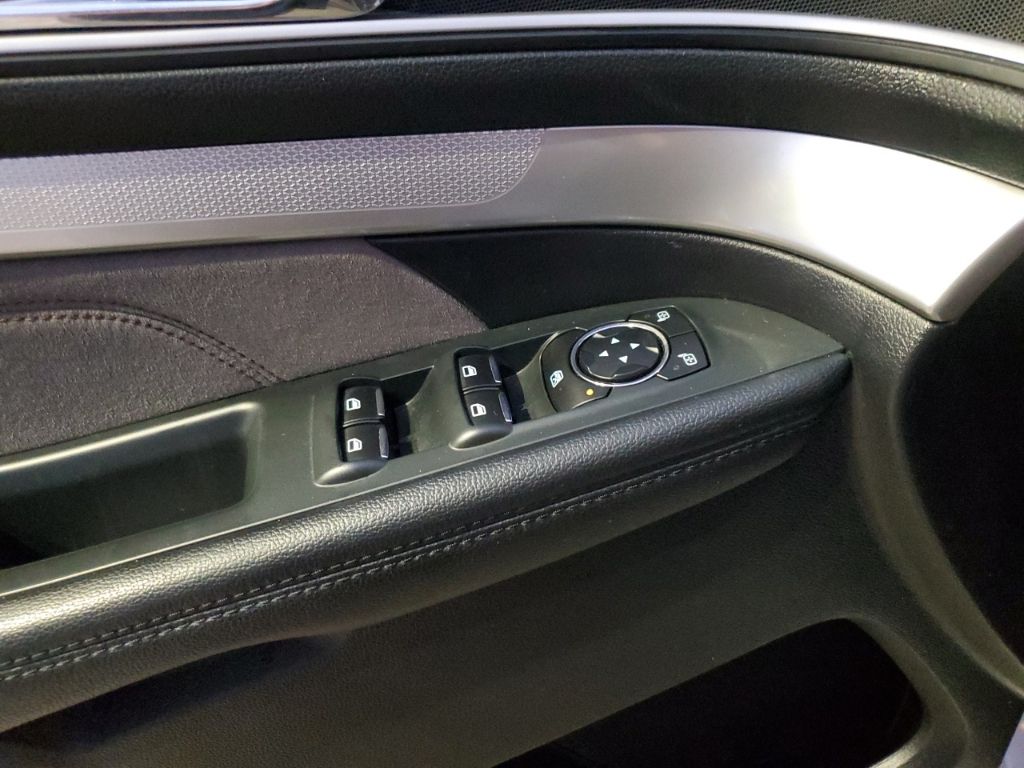 Used Car 2017 Ford Explorer  Xlt For Sale Under $20,000 In Austin, Texas