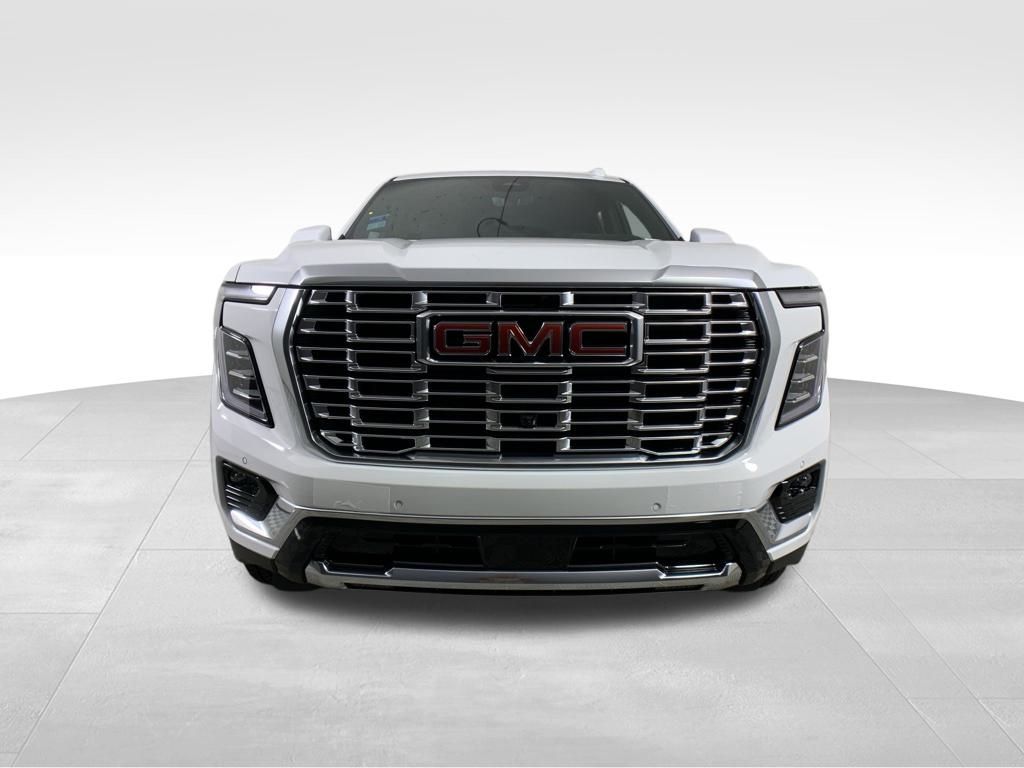 2025 GMC Yukon Denali 10