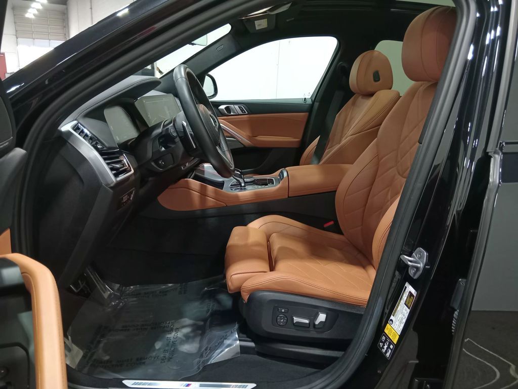 2023 BMW X6 xDrive40i