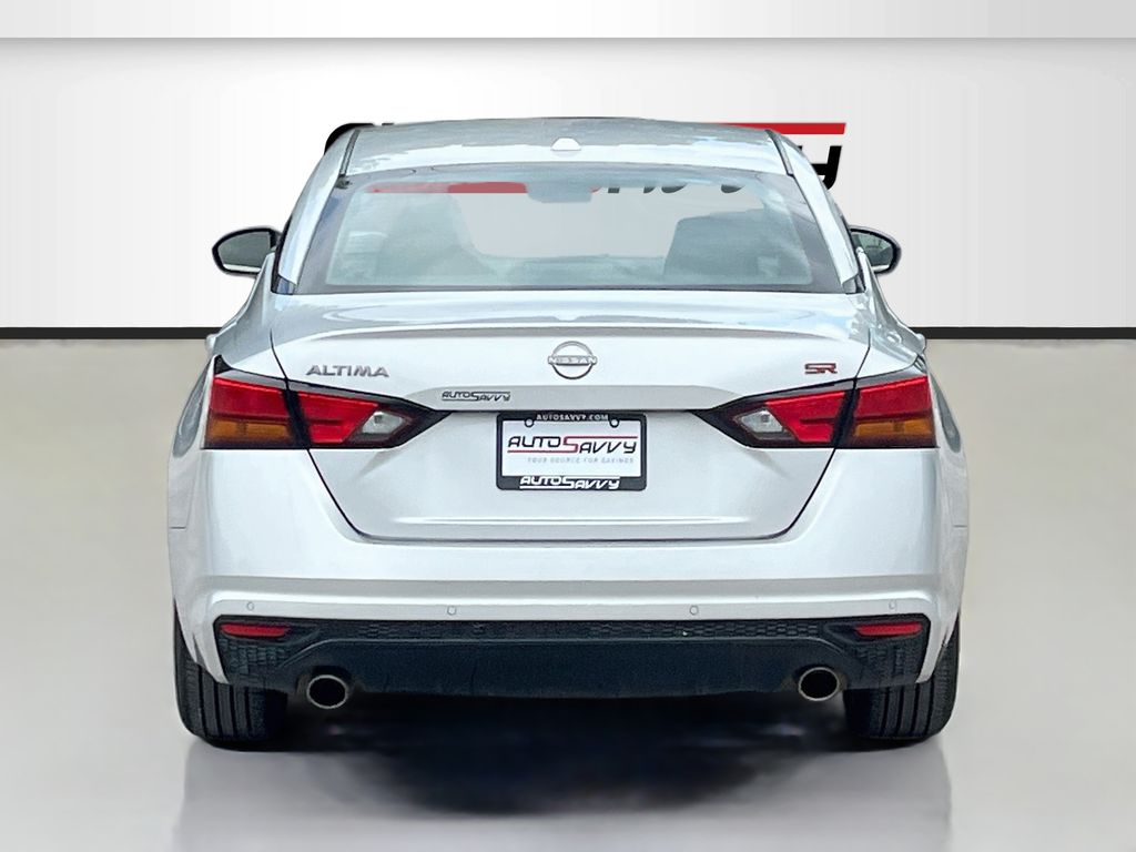 2024 Nissan Altima 2.5 SR Silver at North Houston Mitsubishi