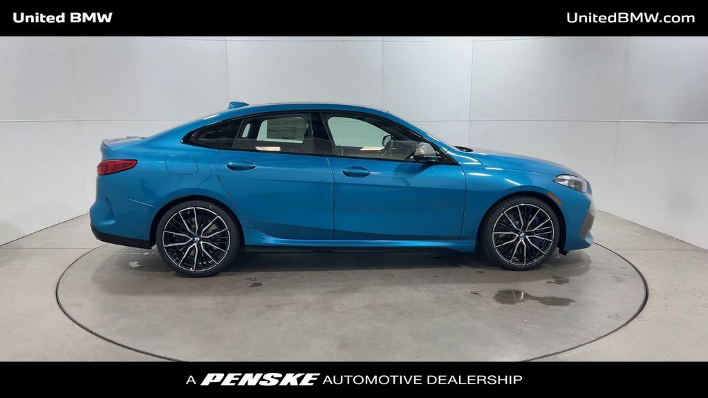 2024 BMW 2 Series M235i xDrive 9