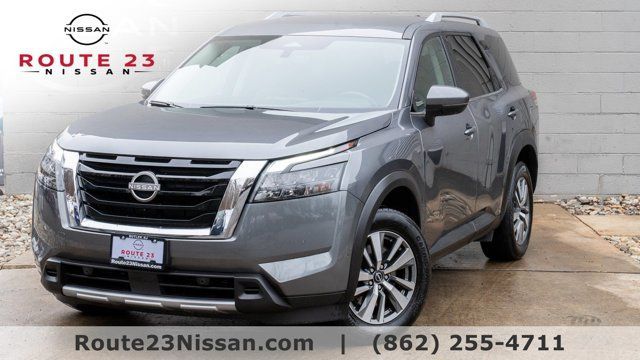Gray (Gun Metallic) 2025 Nissan Pathfinder SUV / Crossover All-Wheel Drive Automatic