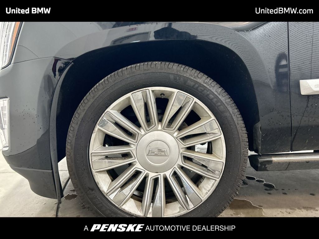 2016 Cadillac Escalade ESV Platinum 10