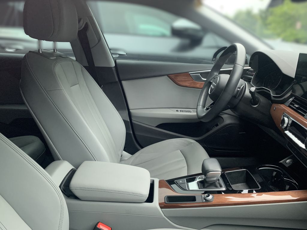 Thumbnail: 2022 Audi A5 - 10