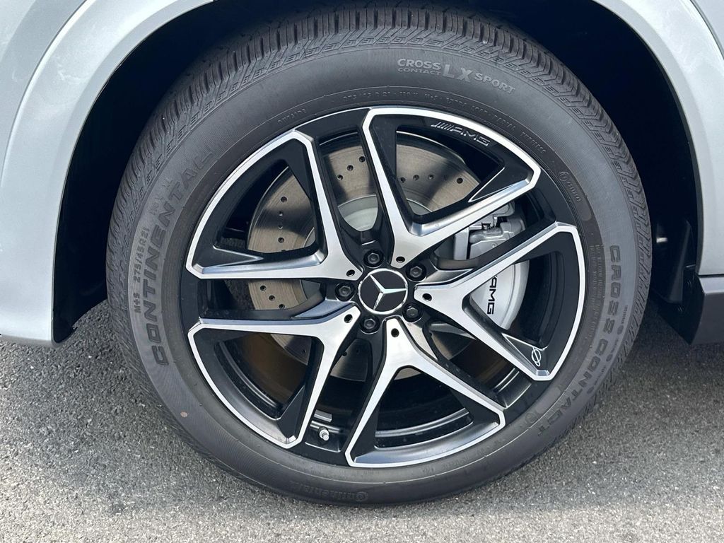 Thumbnail: 2026 Mercedes-Benz GLE - 7