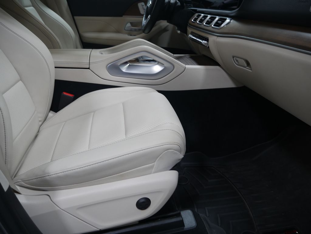 Thumbnail: 2023 Mercedes-Benz GLE - 27