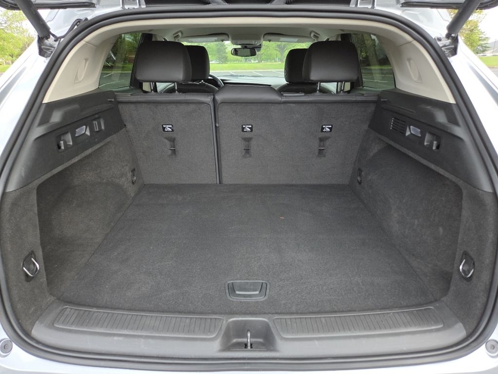 Used 2023 Gray Buick Essence image 23
