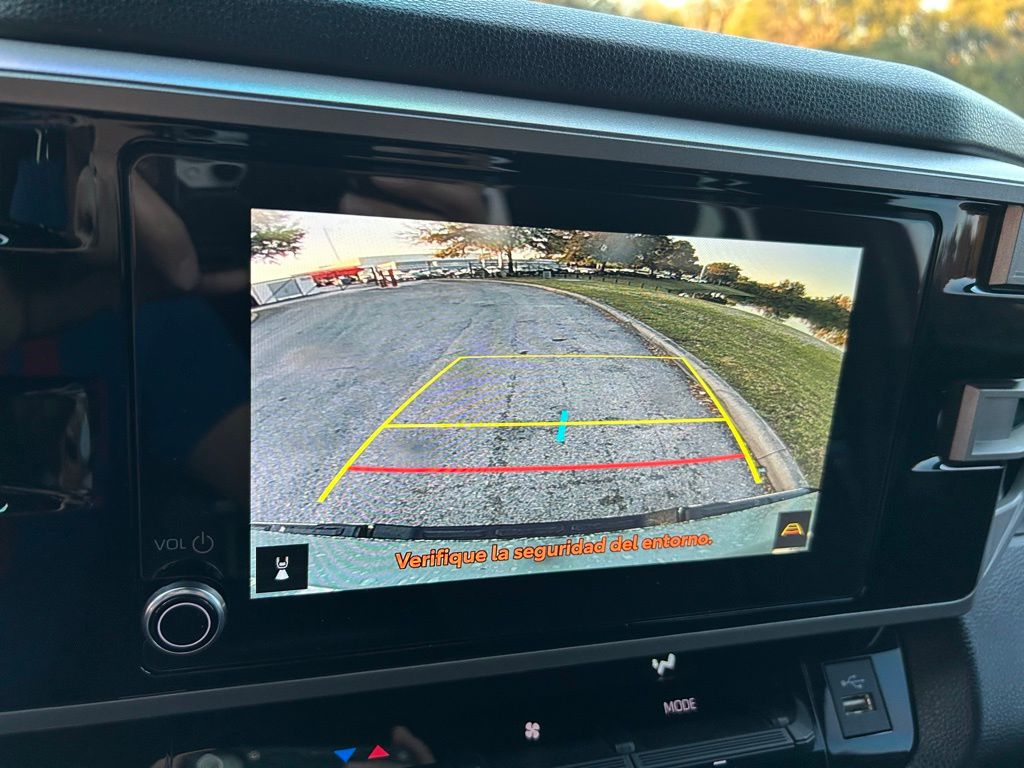 Thumbnail: 2025 Toyota Tundra - 25