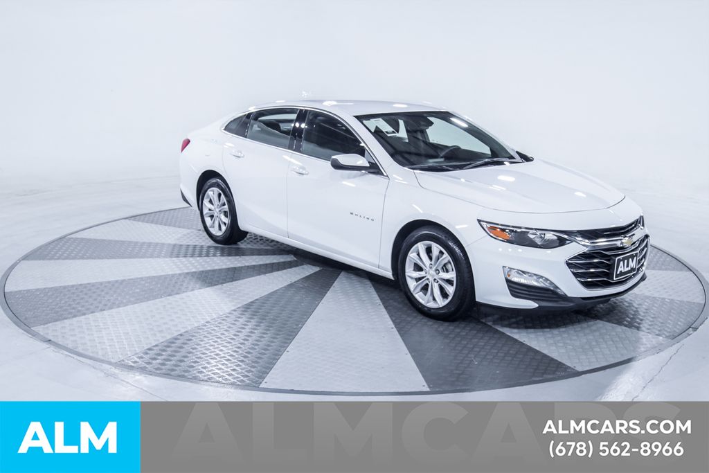 Used 2025 White Chevrolet LT image 14
