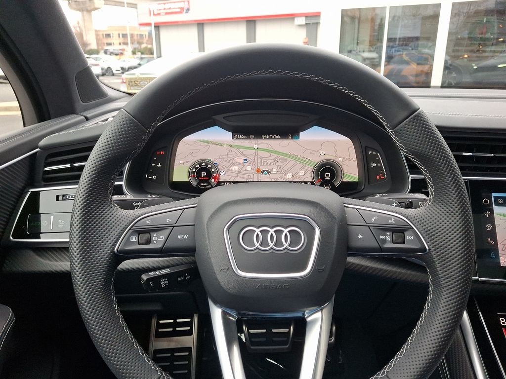 2025 Audi SQ7 Prestige 18