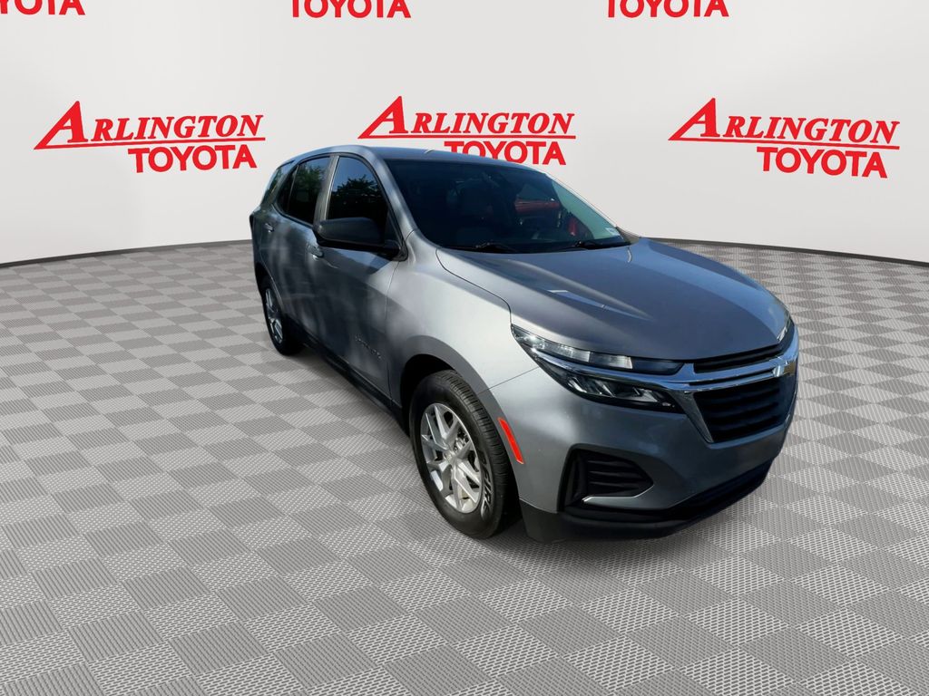 View vehicle photo 2