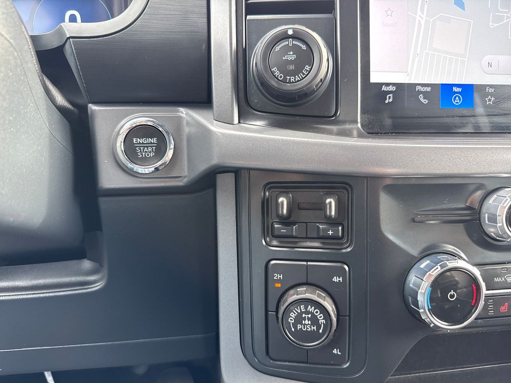 Certified Used 2025 Gray Ford XLT image 27