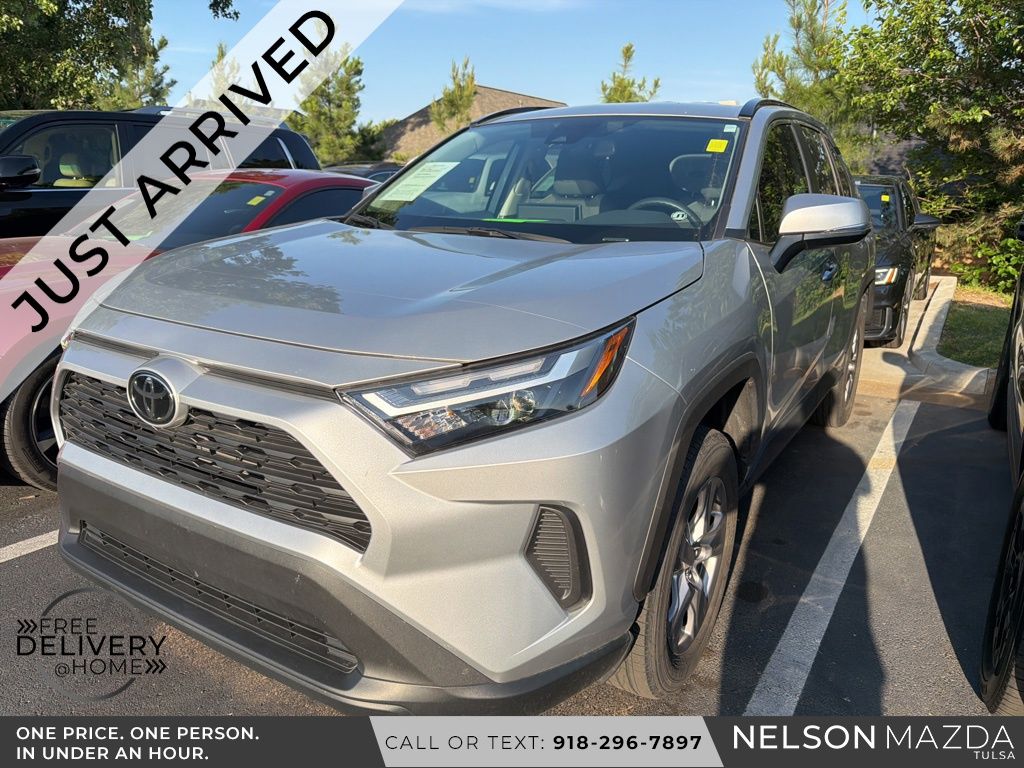 2024 Toyota RAV4 XLE