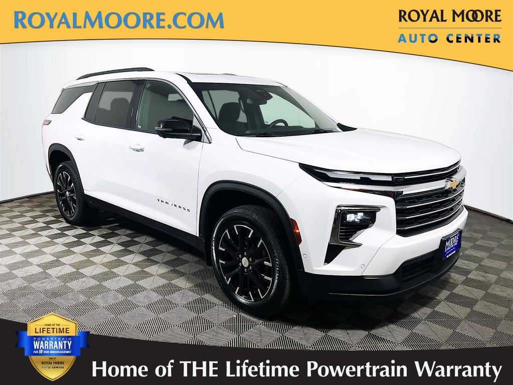 Summit White 2025 Chevrolet Traverse LT AWD SUV / Crossover Four-Wheel Drive 8-Speed Automatic