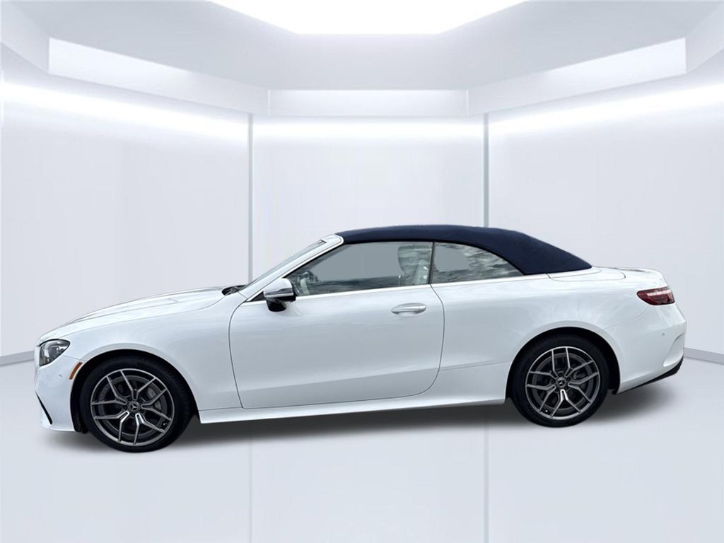 Thumbnail: 2023 Mercedes-Benz E-Class - 2