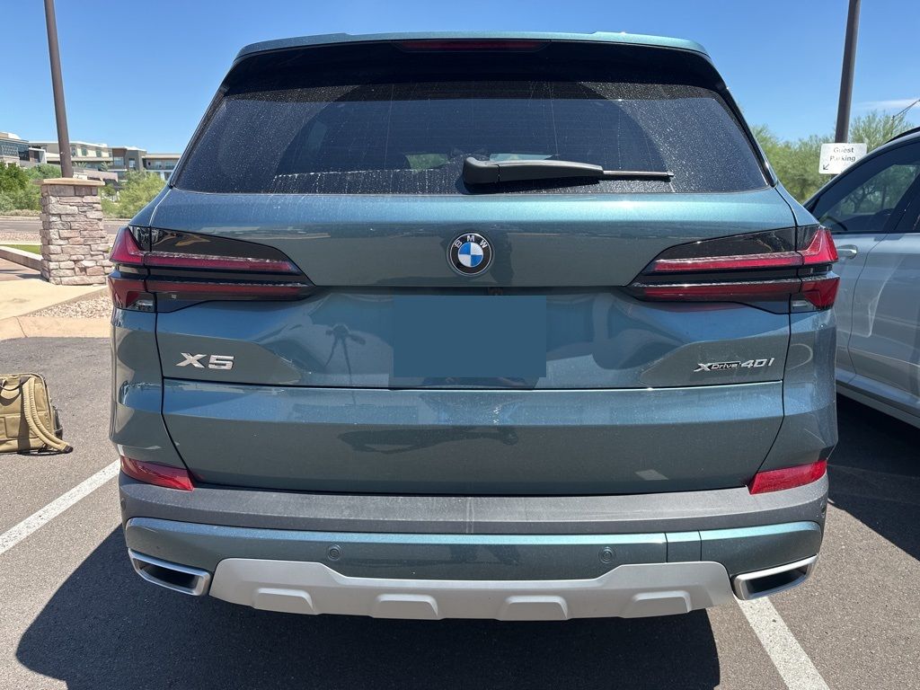Thumbnail: 2025 BMW X5 - 5