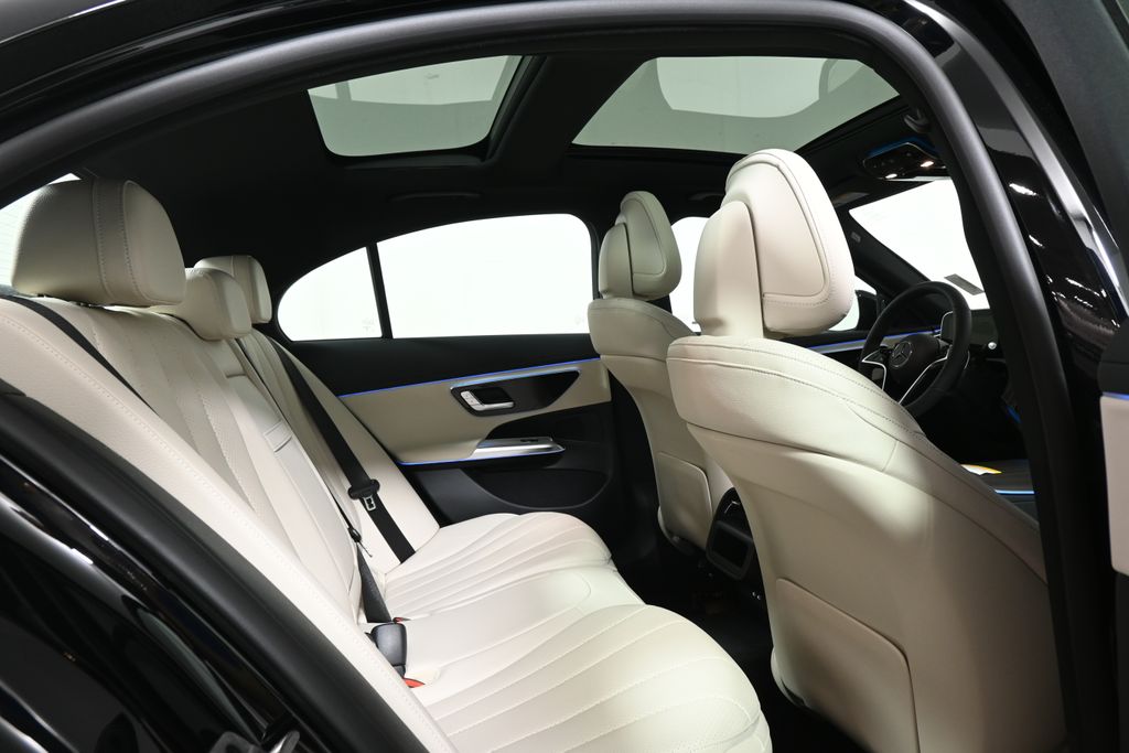 2025 Mercedes-Benz E-Class E 350 20