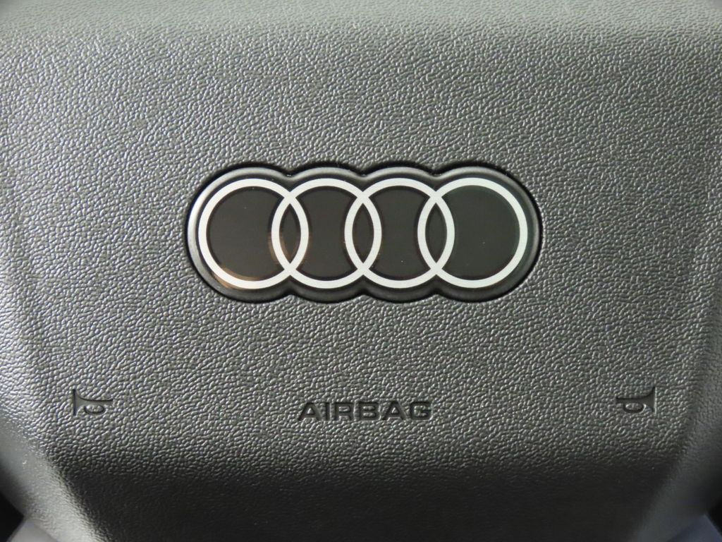 Thumbnail: 2025 Audi Q5 - 18