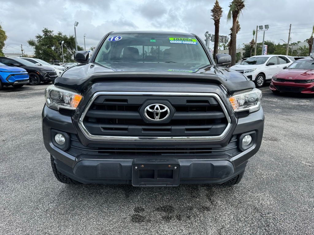 2016 Toyota Tacoma SR5 3