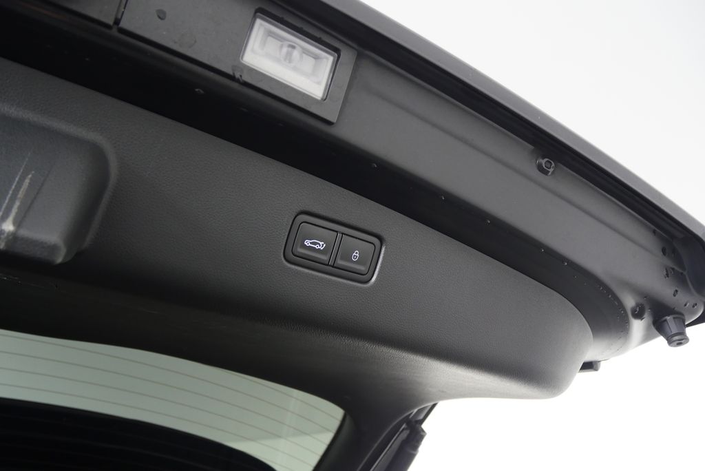 Thumbnail: 2024 Genesis GV70 - 17