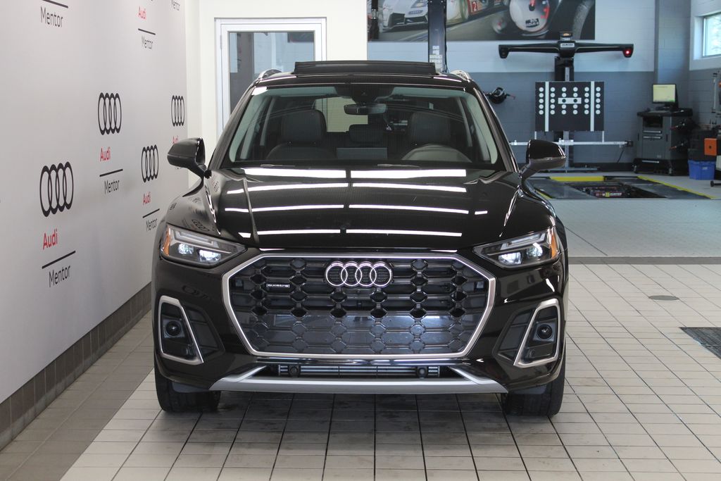 Thumbnail: 2023 Audi Q5 - 9