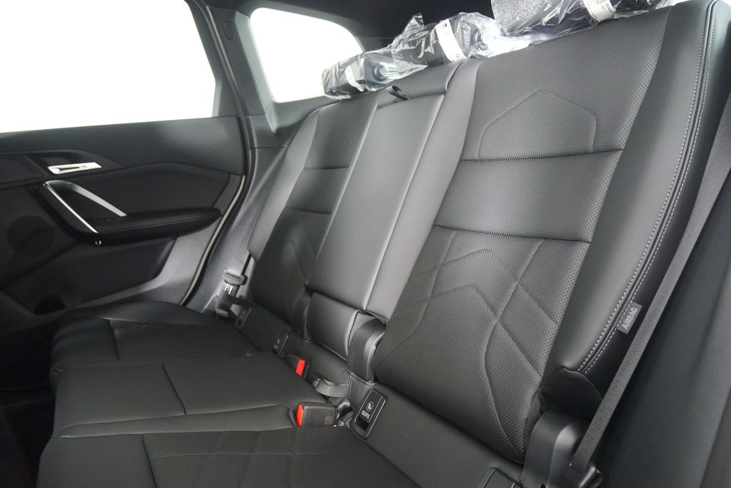 2025 BMW X1 xDrive28i 15