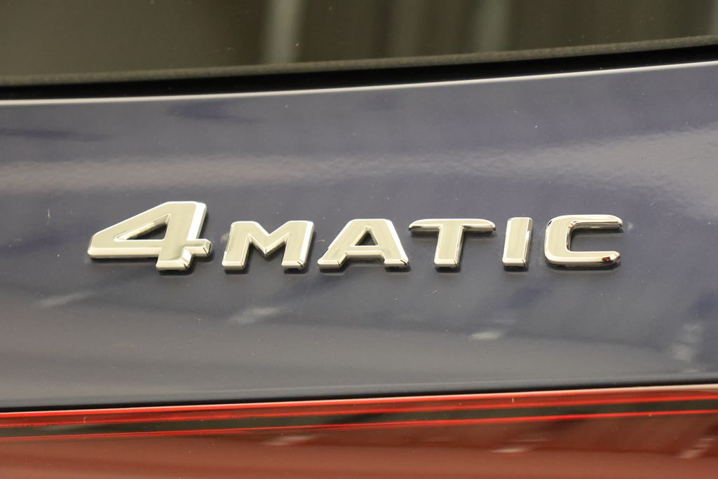 Thumbnail: 2026 Mercedes-Benz GLE - 10