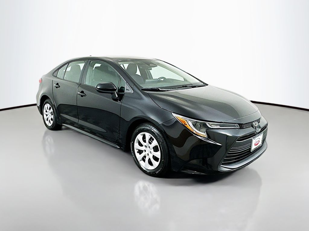 2023 Toyota Corolla LE 3