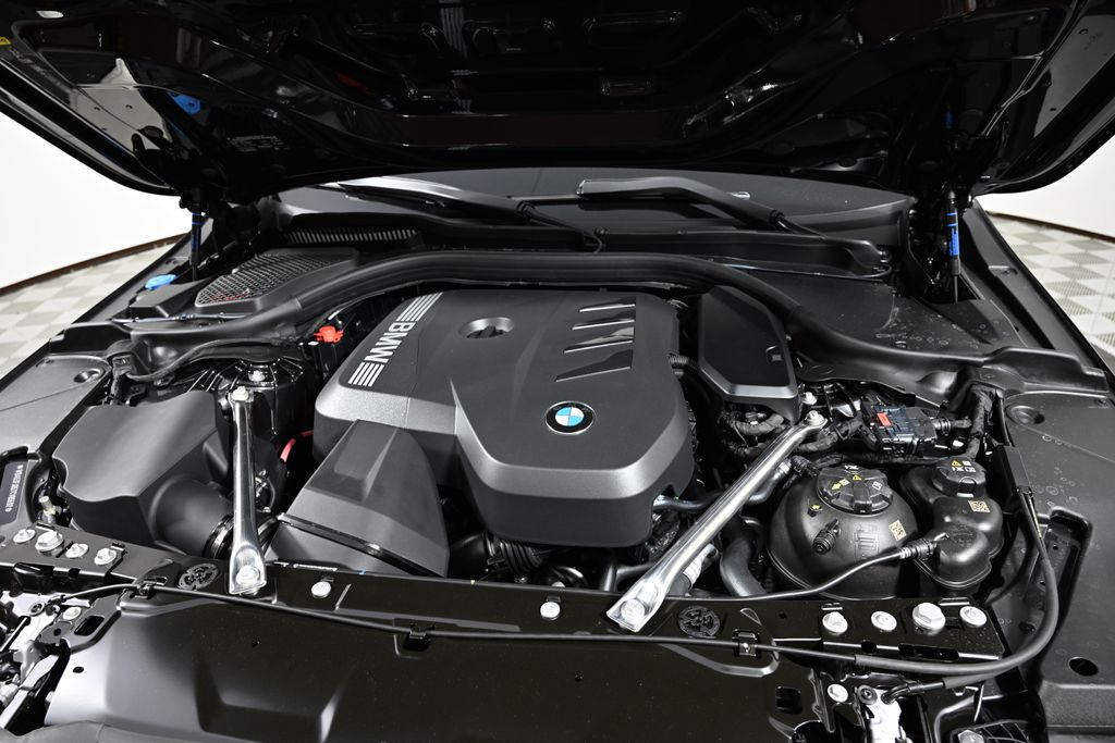 Thumbnail: 2026 BMW 5 Series - 27
