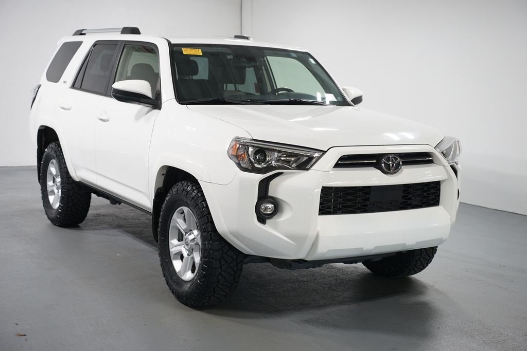 Thumbnail: 2024 Toyota 4Runner - 3