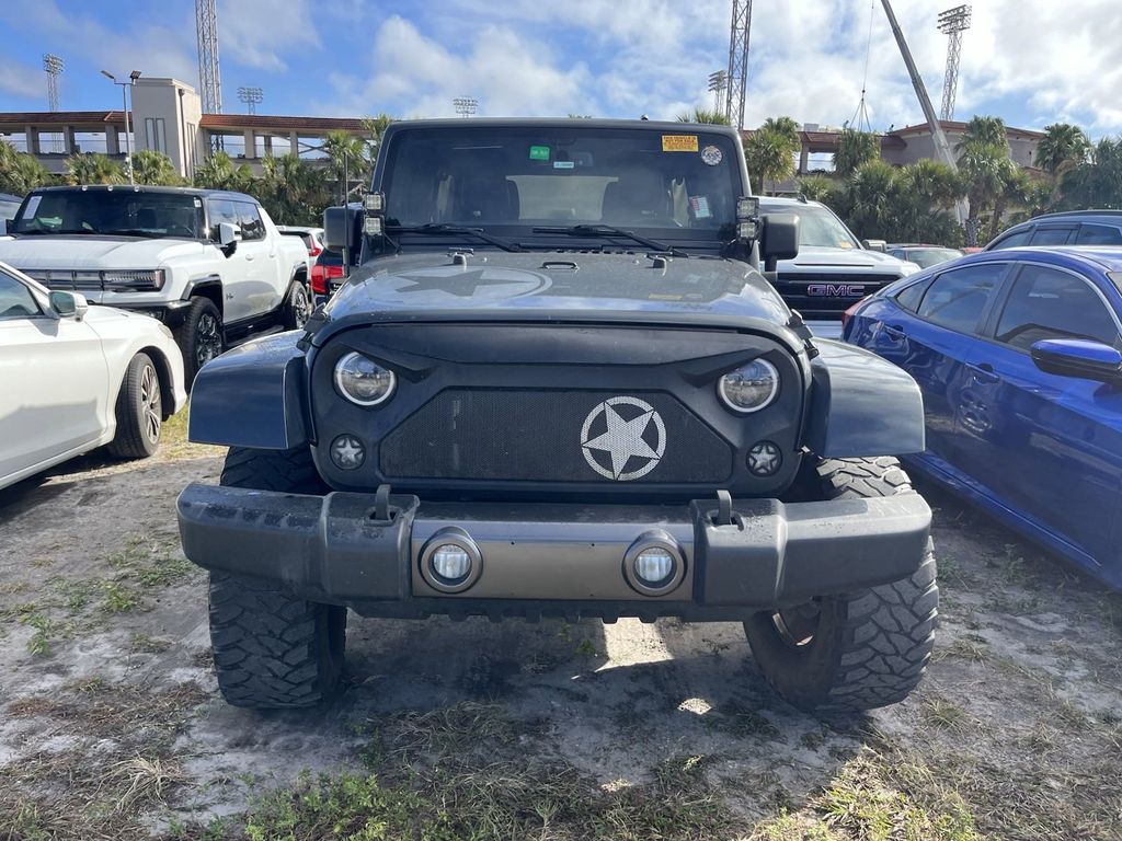 2017 Jeep Wrangler Unlimited Freedom Edition 2