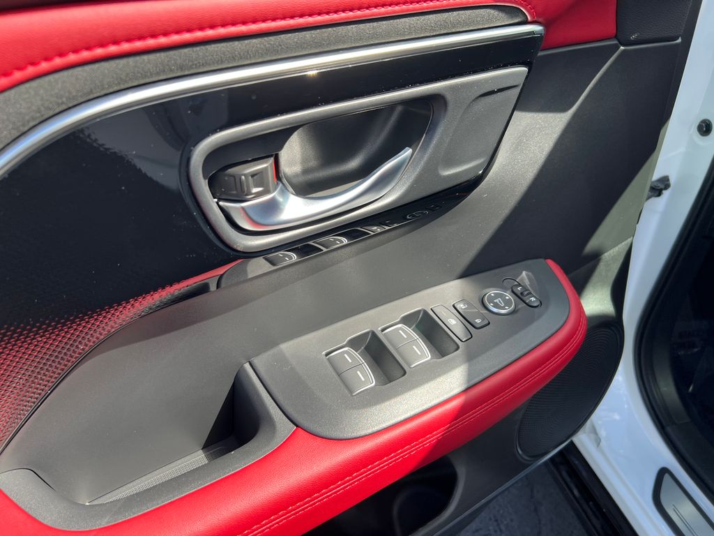 Thumbnail: 2025 Acura ADX - 13