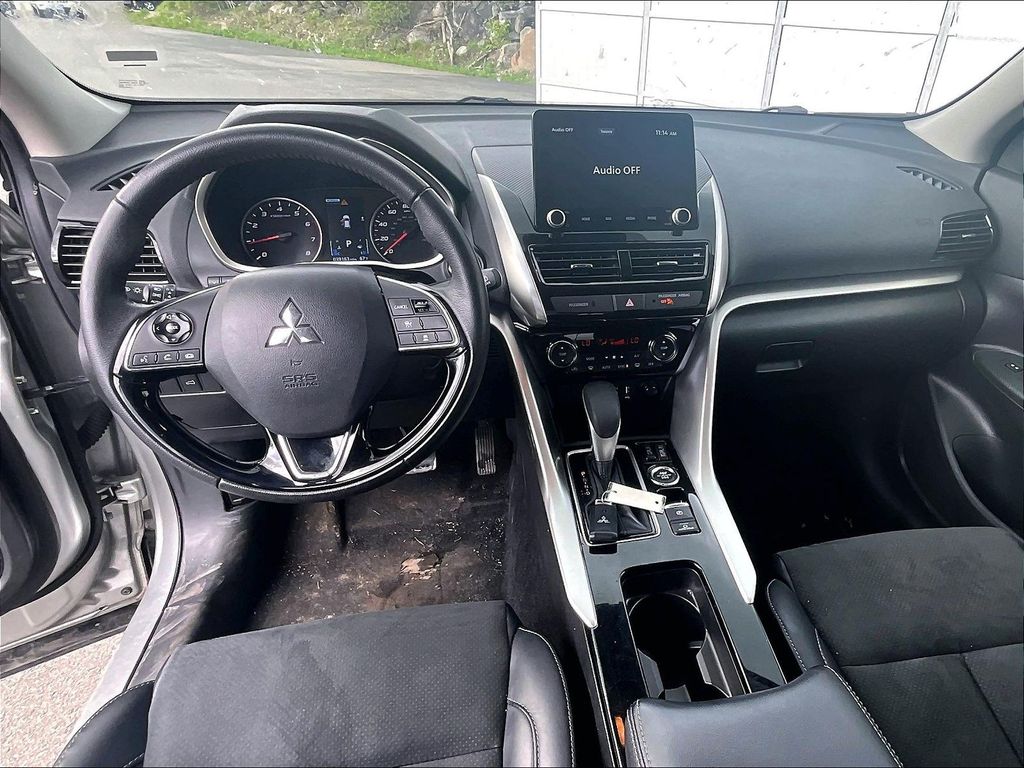 2024 Mitsubishi Eclipse Cross — photo 21