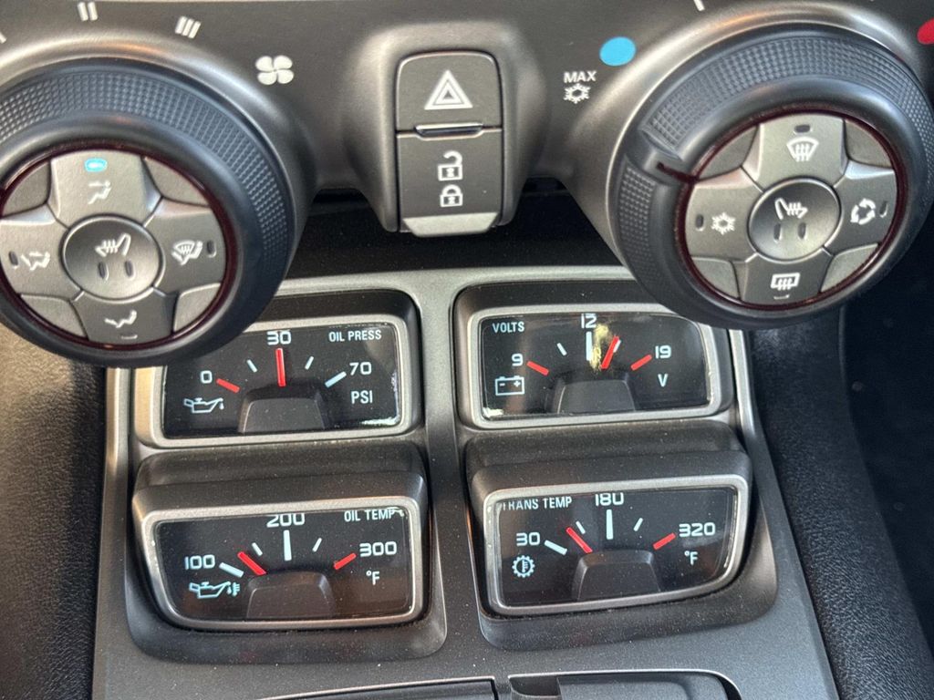 2012 Chevrolet Camaro 2SS photo 21