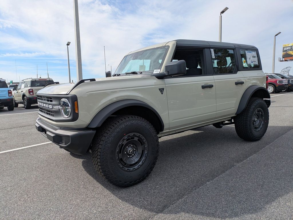 2025 Ford Bronco 