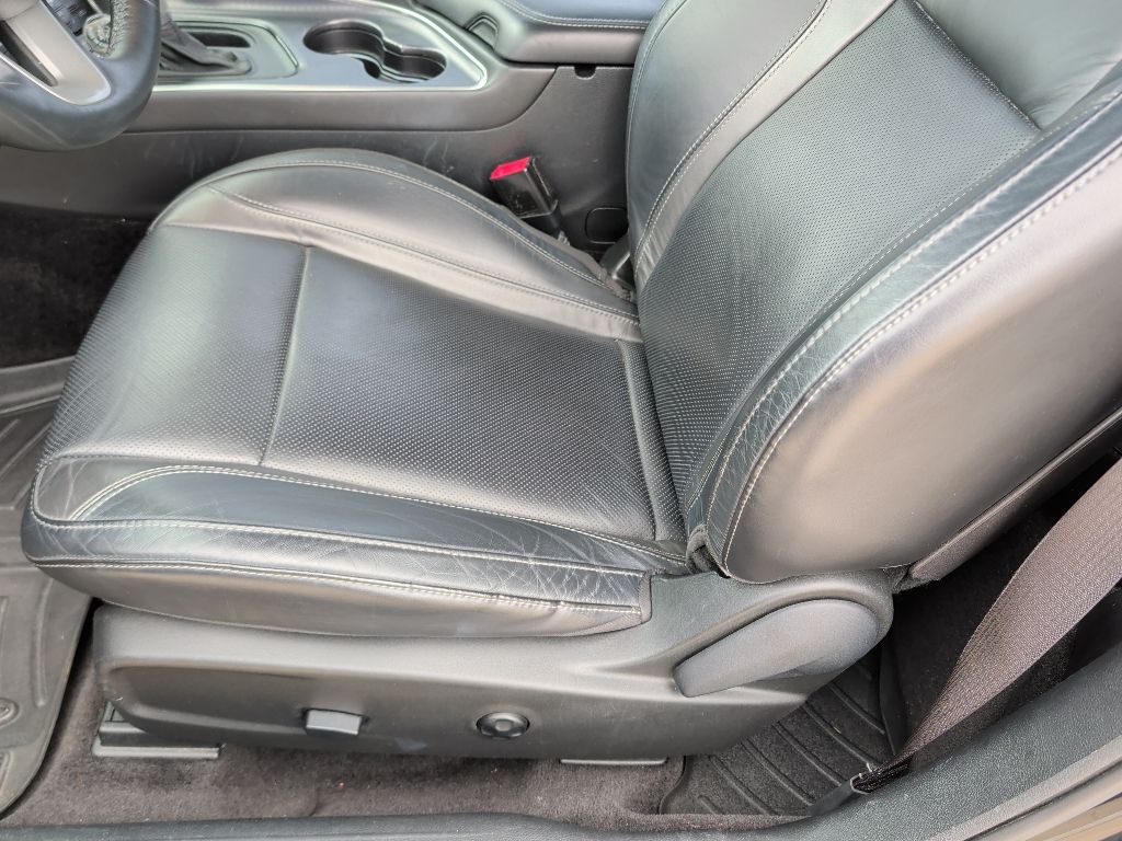 2015 Dodge Challenger R/T Black at Bravo Nissan