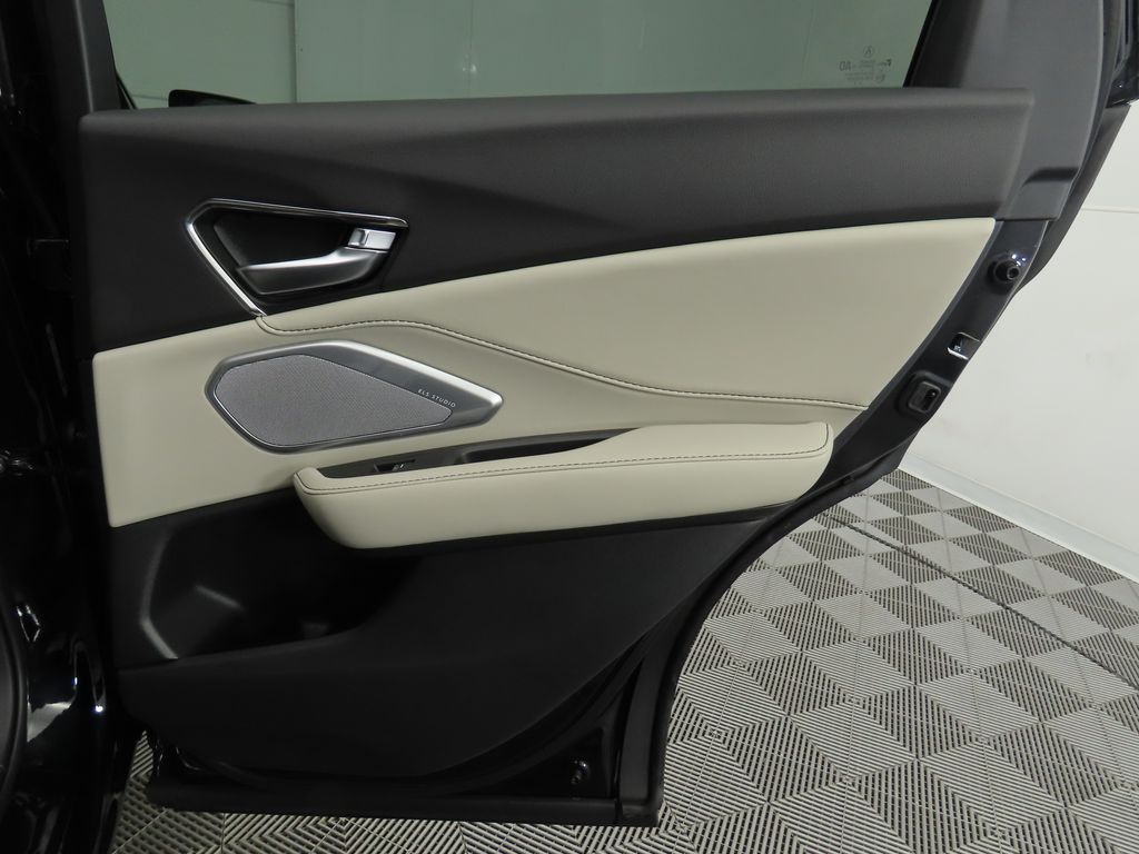 Thumbnail: 2025 Acura RDX - 29