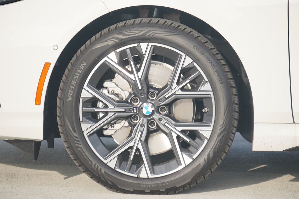 Thumbnail: 2026 BMW 2 Series - 5