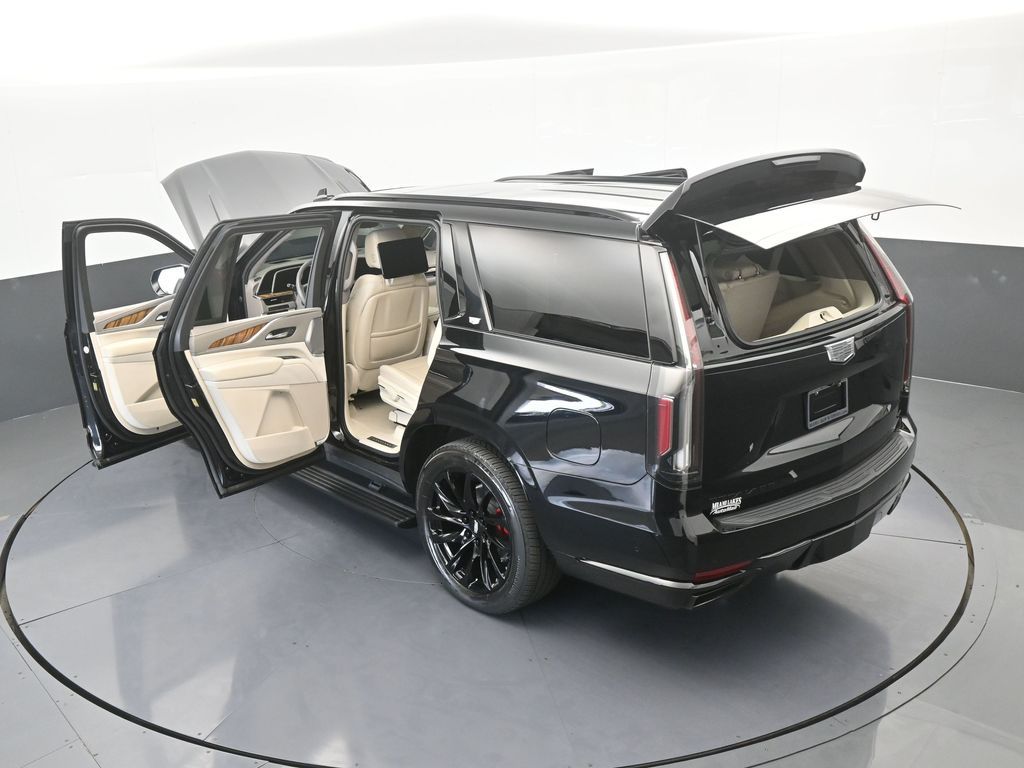 Used 2021 Black Raven Cadillac Sport Platinum image 91