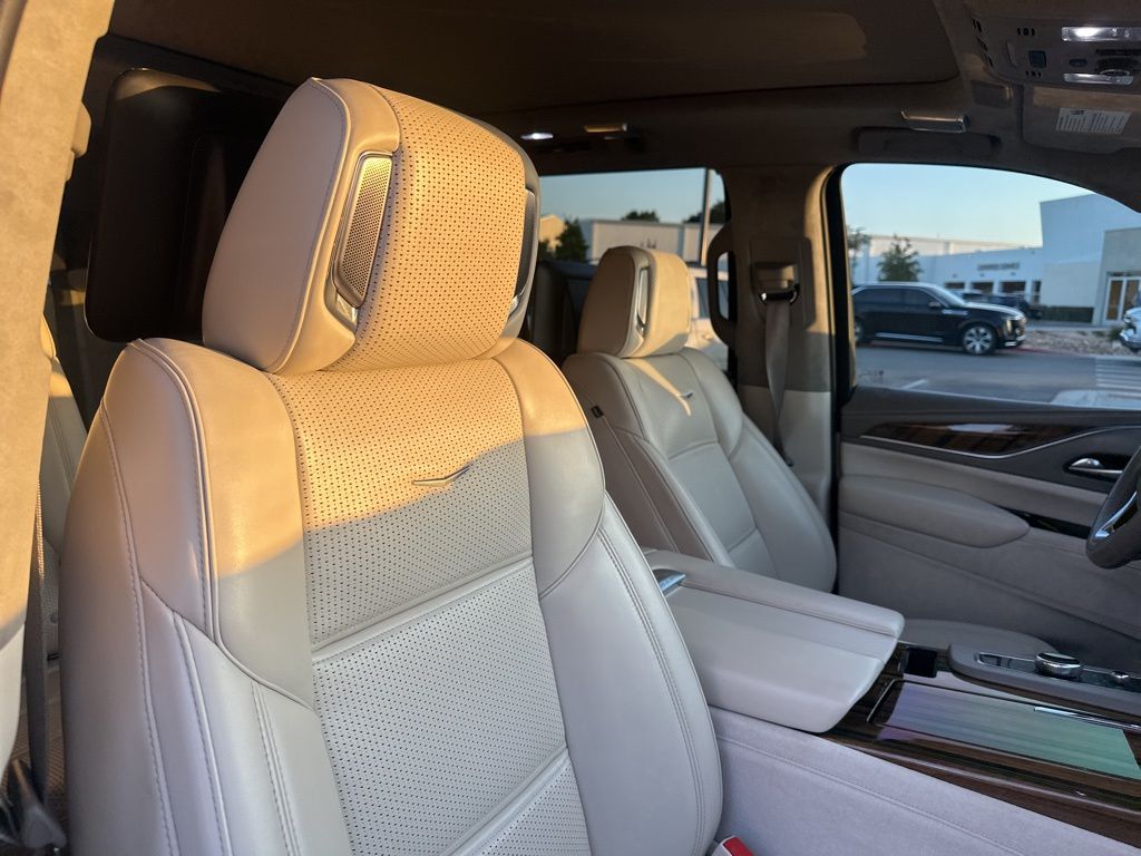 Used Car 2022 Cadillac Escalade  Sport Platinum For Sale Under $90,000 In Austin, Texas