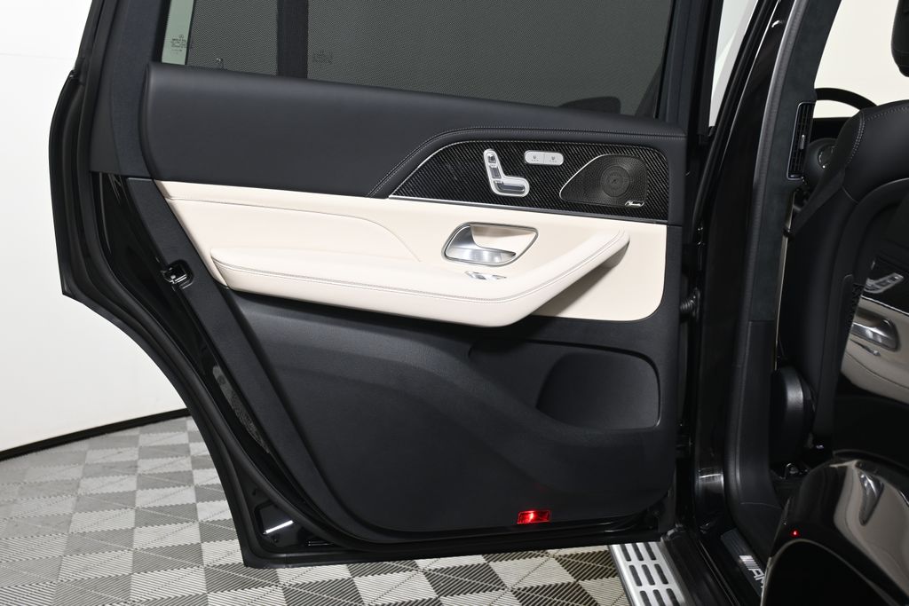 Thumbnail: 2026 Mercedes-Benz GLS - 29