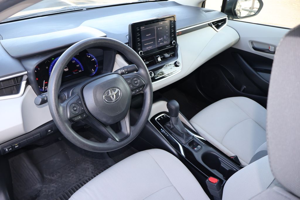2022 Toyota Corolla LE 9