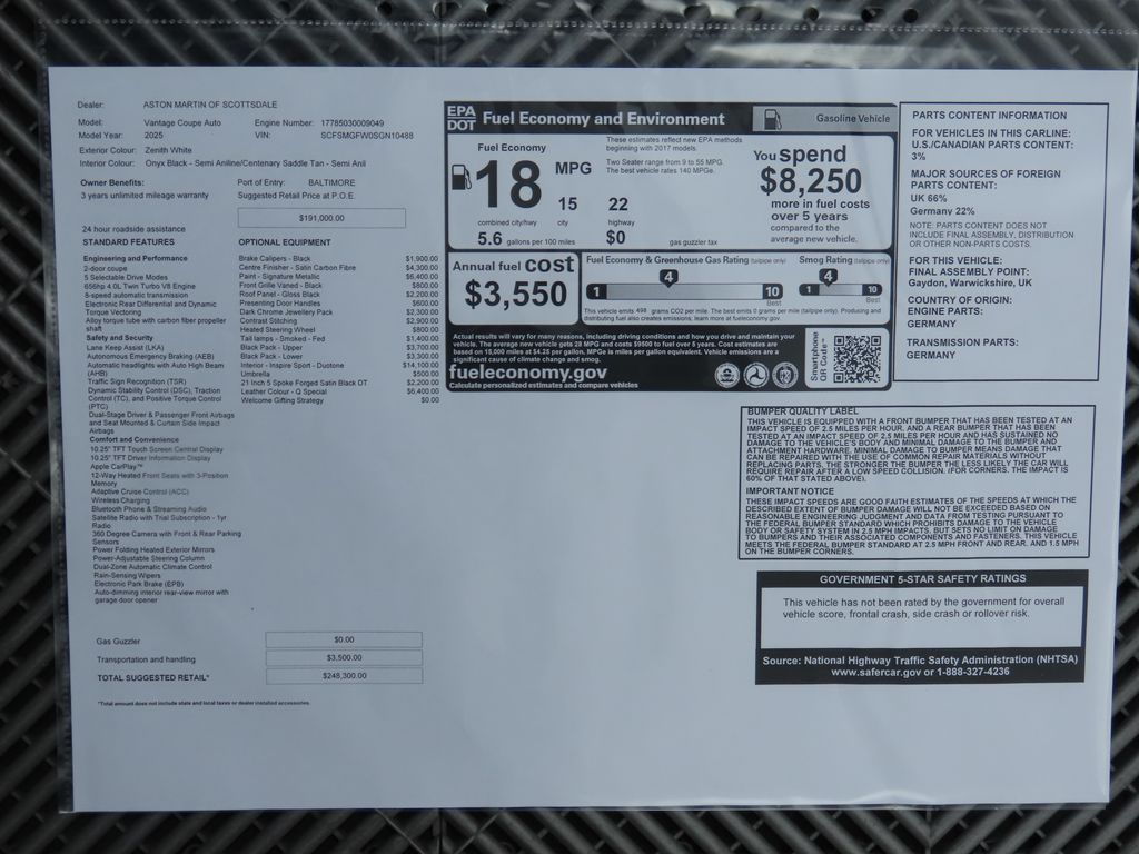Thumbnail: 2025 Aston Martin Vantage - 9