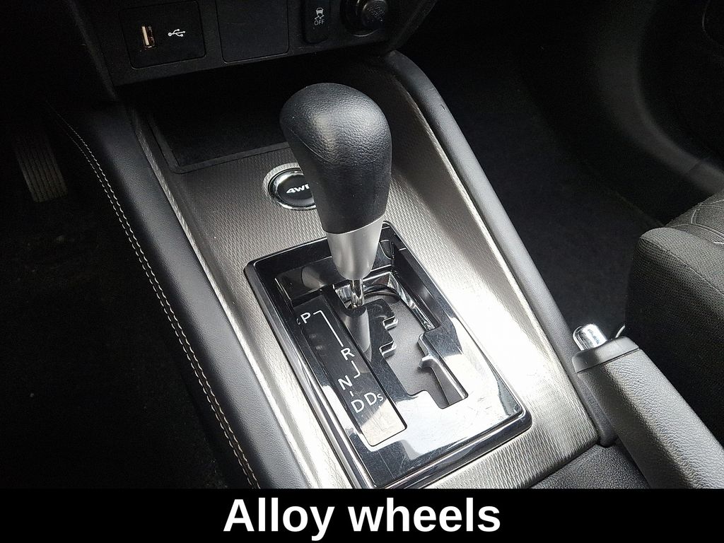 Thumbnail: 2023 Mitsubishi Outlander Sport - 15