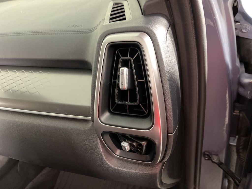 Thumbnail: 2023 Kia Sorento - 18